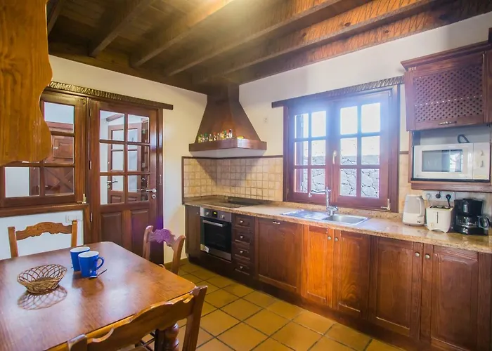 A2 Casas Y Juani Y Juan Lanzarote